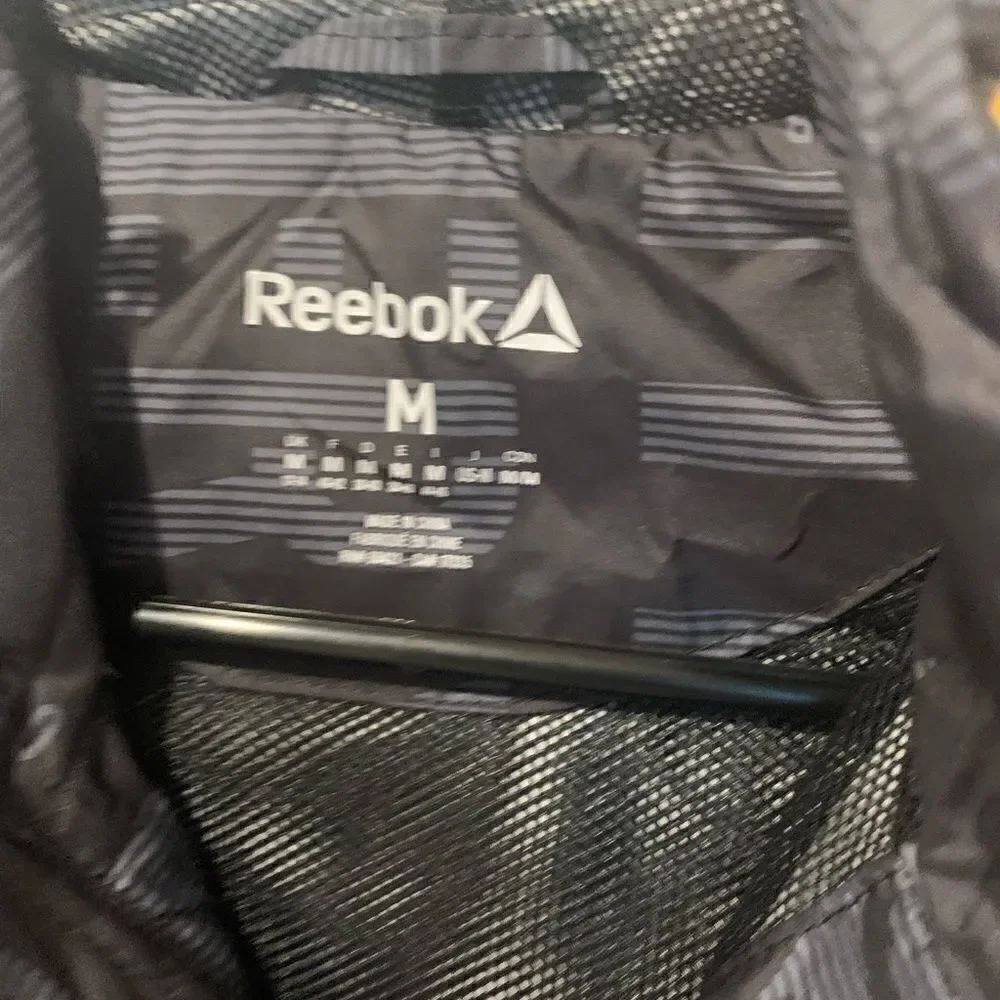 vintage reebok windbreaker jacket   - Picture 6 of 7